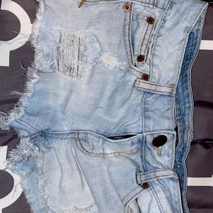 American eagle outfitter